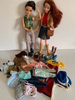 Lote de 2 Muñecos Vintage con Accesorios