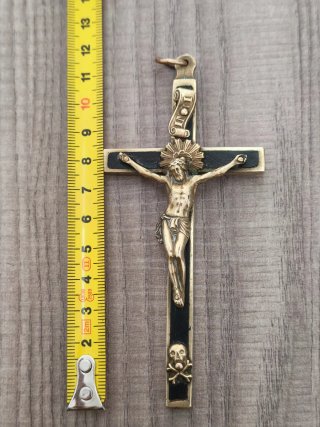 Crucifijo de pectoral o de hábito siglo XIX