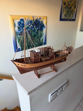 Maqueta de Barco de Pesca Artesanal