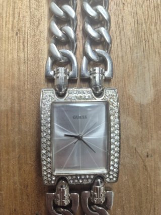 Reloj Guess Mujer Plateado