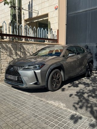 Lexus UX 2.0 250h Business