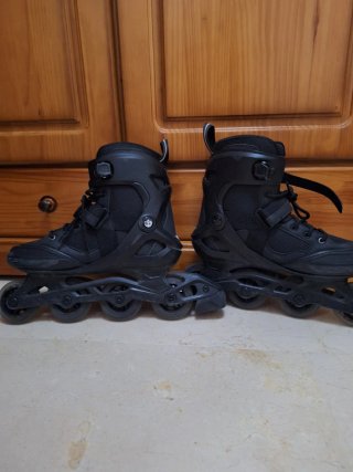 Patines en Línea Negros Talla 42 Nuevos