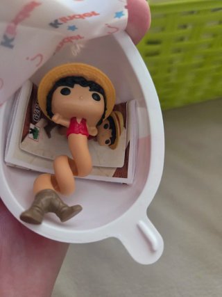 Figura Monkey D. Luffy One Piece Kinder