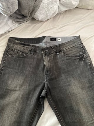 Pantalón vaquero Volcom gris