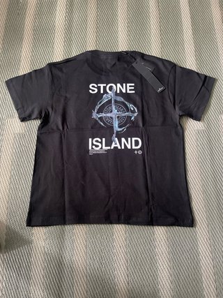 Camiseta Stone Island negra-Talla XS