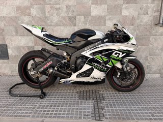 Yamaha R6 2010 Circuito y Documentada