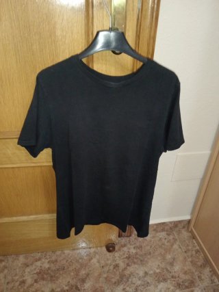 Camiseta Básica Negra H&M