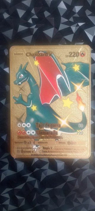 Carta Pokémon Charizard V Dorada