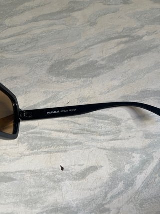 Gafas de sol Pull&Bear negras