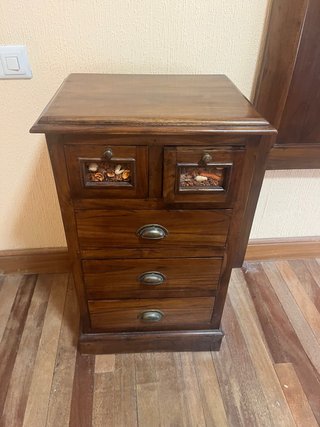 Mesita de Noche de Madera