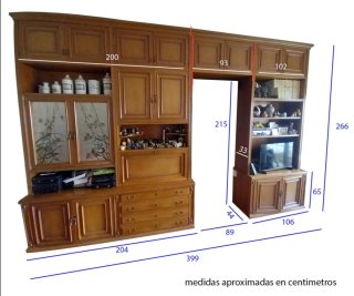 Mueble de época de grandes dimensiones