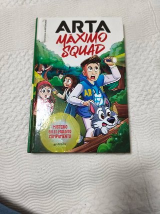 Misterio en el maldito campamento