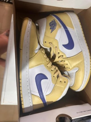 Zapatillas Nike Air Jordan 1MID UNISEX