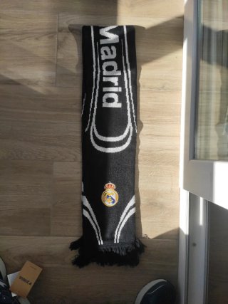 Bufanda Oficial Real Madrid SIN ESTRENAR