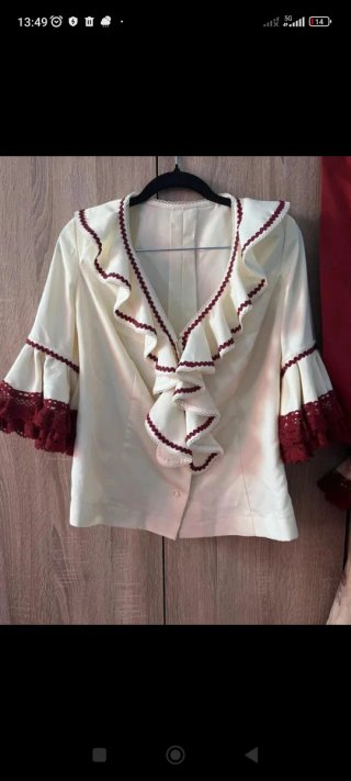Blusa de Flamenca Beige y Roja