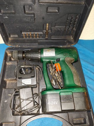 Taladro Atornillador Inalámbrico TECHNI 24V