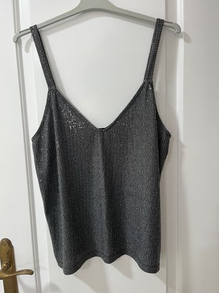 Camiseta de tirantes con brillantes