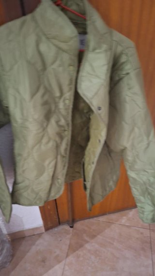 Anorak acolchado verde oliva