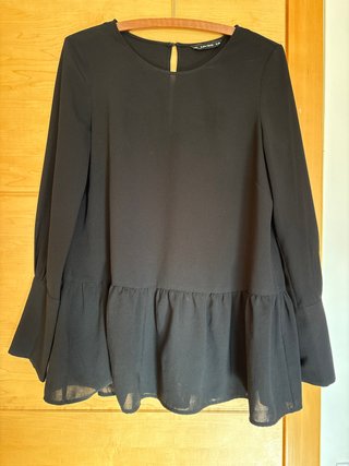 Blusa negra & Other Stories