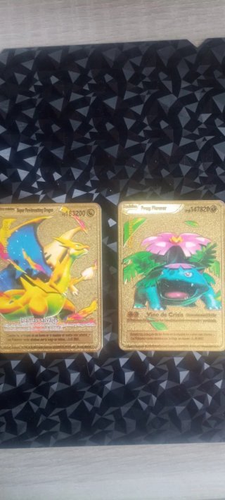 2 Cartas Pokémon Doradas
