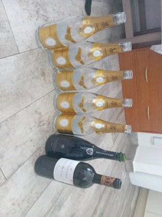 Set 7 bottiglie vuote vini pregiati