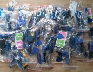 Lote de 75 Kits de Herramientas de Reparación