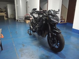 Kawasaki Z900 Full