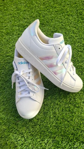 Zapatillas Adidas Grand Court 2.0 a estrenar