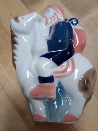 Figura de cerámica Sargadelos