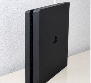 PS4 (PlayStation 4) Slim 500GB