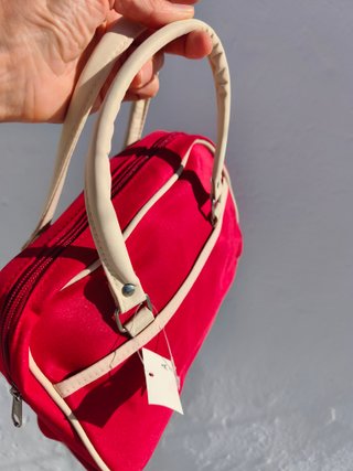 Bolso de mano rojo. REGALO.