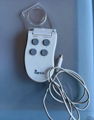 Mando Genius de 5 pulsadores