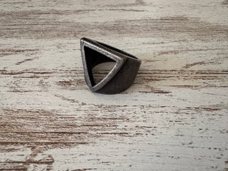 Anillo sello acero triángulo vikingo talla 10