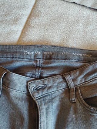 Pantalón Calvin Klein Jeans Gris