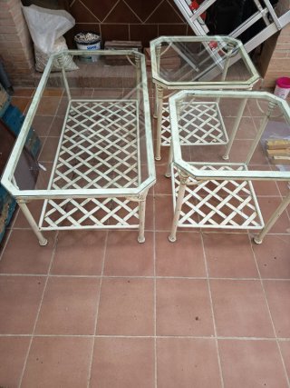 Conjunto de 3 Mesas de Hierro y Cristal