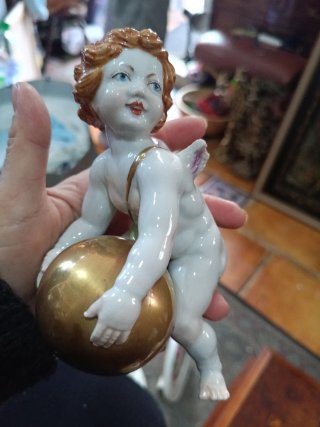 Figura de Porcelana Ángel Algora