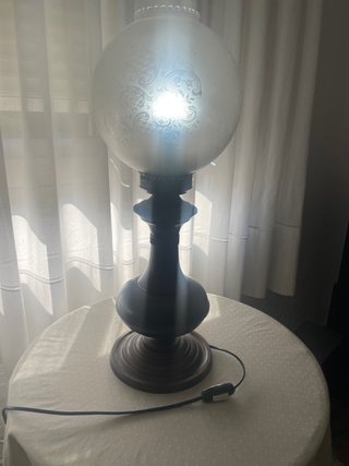 Lámpara estilo quinqué antigua