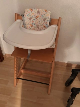 Trona Stokke con Baby Set y Bandeja