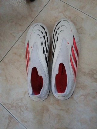 Botas de fútbol Adidas Predator