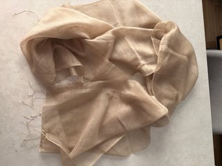 Pañuelo Beige