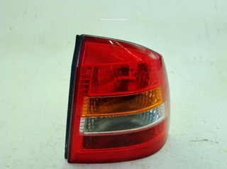 22762122 piloto trasero derecho opel astra g sedan