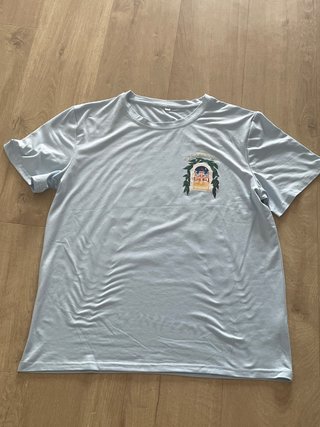 Camiseta Azul con Estampado