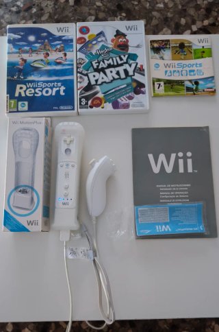 Pack Nintendo Wii Blanca con Mandos y Juegos