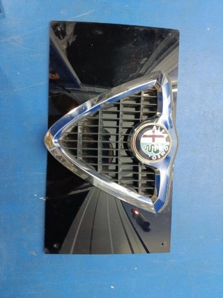 Rejilla Frontal Alfa Romeo