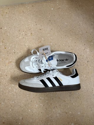 Zapatillas Adidas Samba.