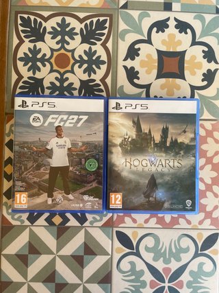 2 Videojuegos PS5: FC27 y Hogwarts Legacy