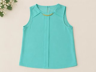 Camisa sin mangas turquesa