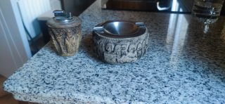 Juego de Cenicero y Encendedor de Piedra