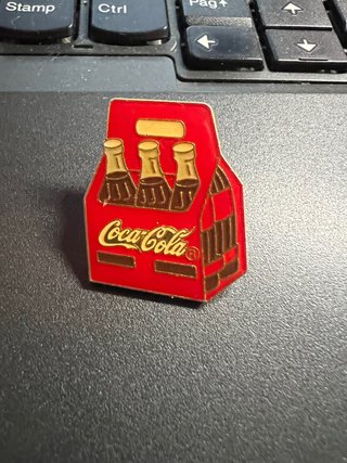 Pin Coca-Cola Pack de Botellas