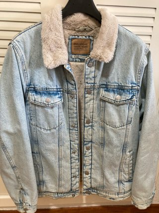 Cazadora Vaquera Pull&Bear con Borrego